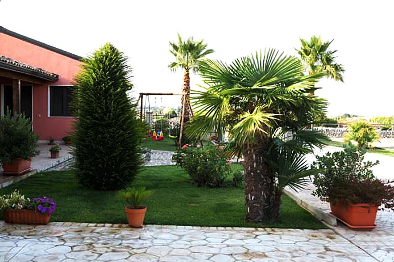 Agriturismo La Badia Villa Модика Екстериор снимка