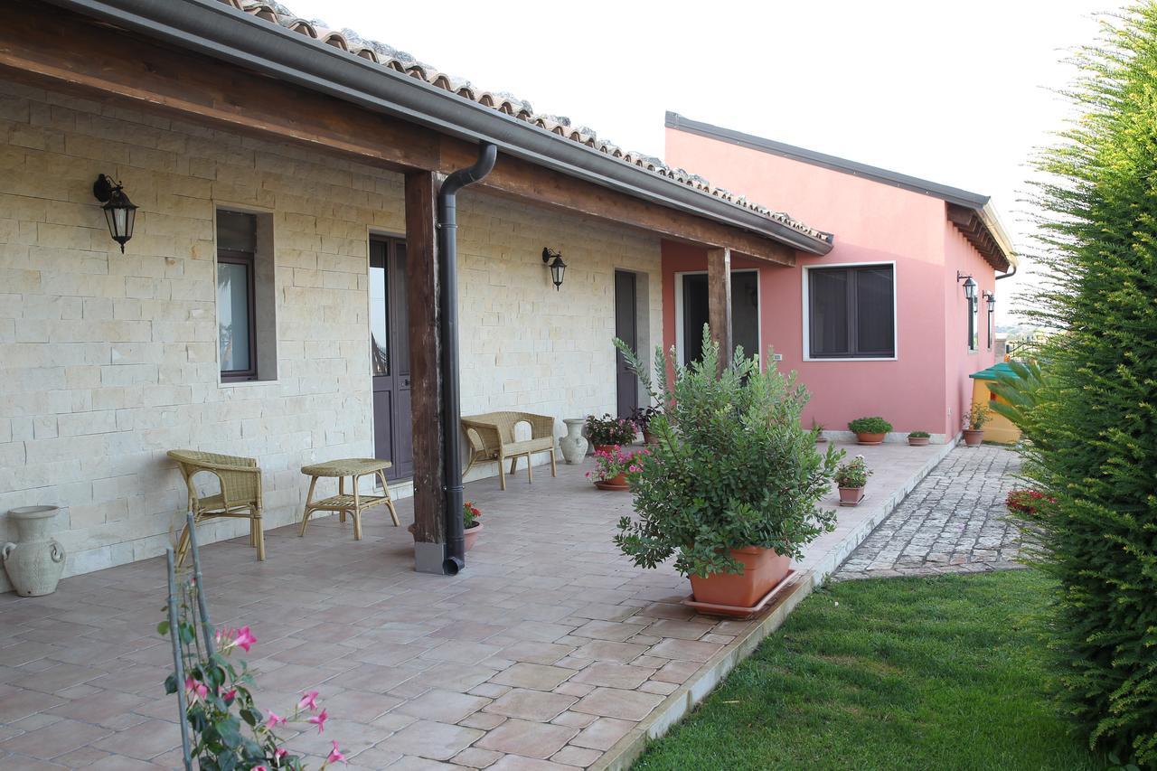 Agriturismo La Badia Villa Модика Екстериор снимка